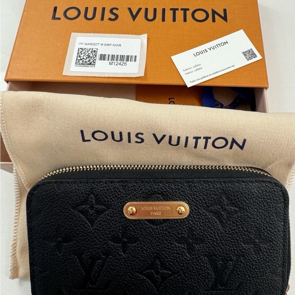 Louis Vuitton Black Leather Accessory with Gold Plaque